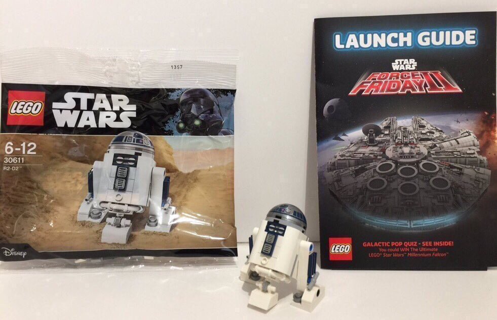 UKToyCollector's tweet photo. #StarWars #ForceFridayII Lego Store freebie #R2D2
Watch my review⬇️
https://t.co/rhh8Limzaj
#TheLastJedi @Disney_UK #SoloAStarWarsStory https://t.co/vW2XQAsJCt