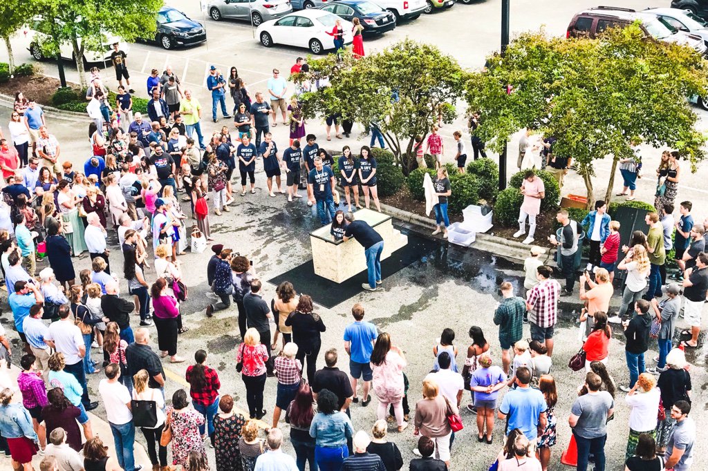 lifepointnow's tweet photo. #tbt to last Sunday when 25 people got baptized between services! 
—
#RaisedToLife #WeValueEveryOne https://t.co/zBC3iht7jJ