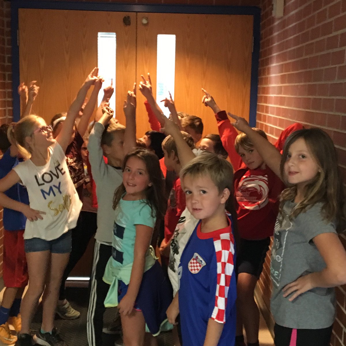 Mrs. Applebaum tweet media