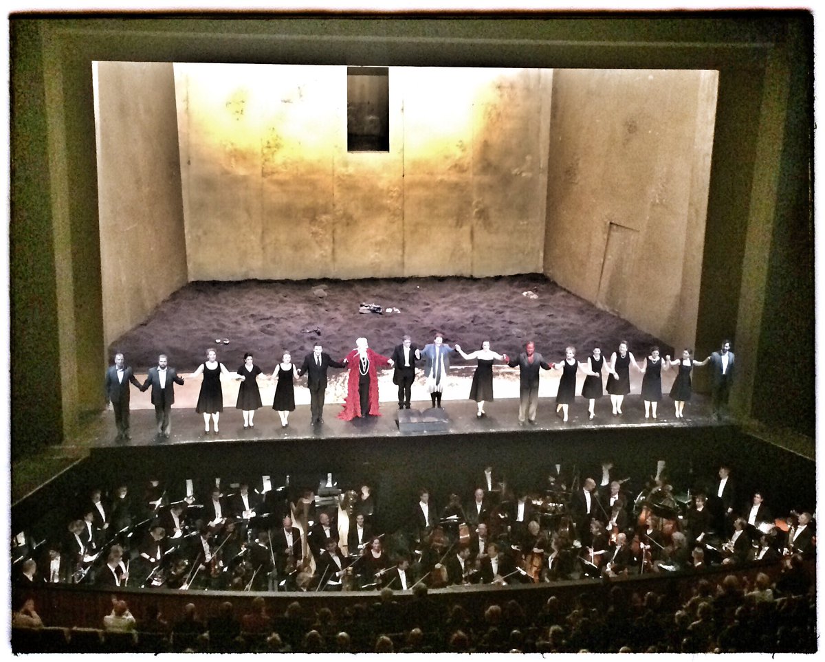 dieterschnaas's tweet image. Ulf #Schirmer springt für #Runnicles ein - und legt @deutsche_oper eine  sensationelle #Elektra hin. #Foster #Soffel #Oakes #Kehrer