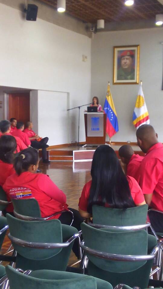 Cef_seniat's tweet photo. #19Oct17
Actividad: "Atención y Buen Trato"
Facilitadora: Aída Santamaría
Lugar: Aduana Subalterna @Aerea_Maiquetia https://t.co/tJyjgfznrd