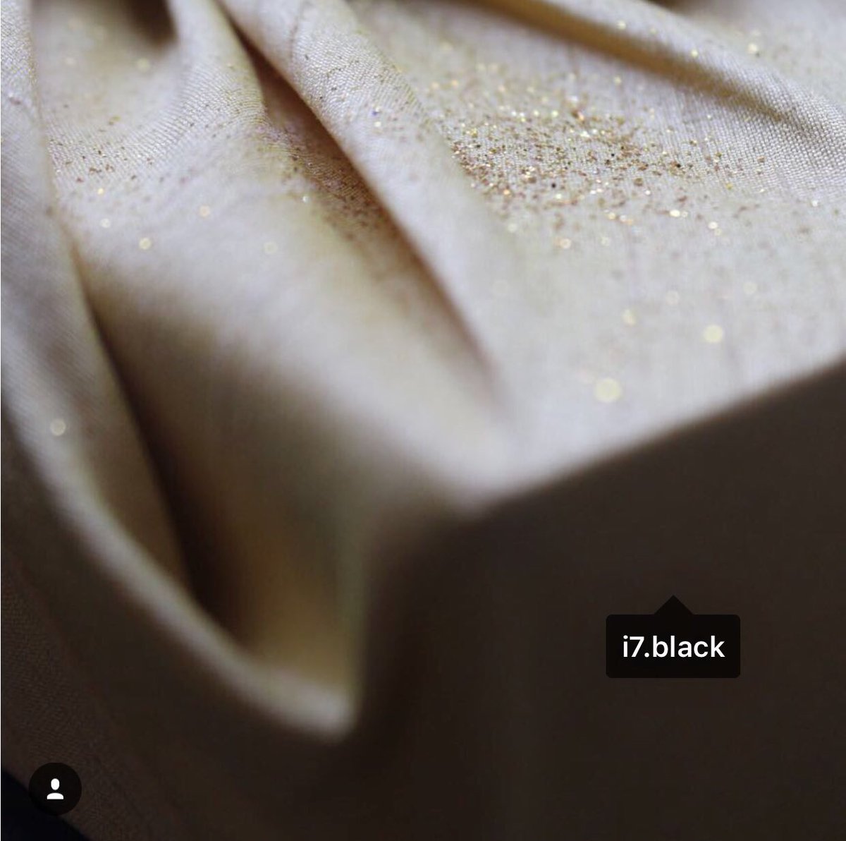 إنتي أجمل هدية بس أنا ابا هدية ❤️؟ 
To order what’s ; 0506560151