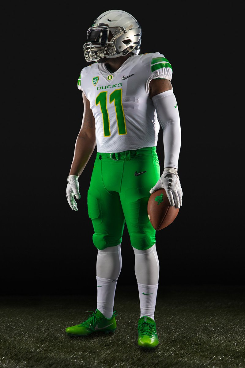 Oregon Football tweet media