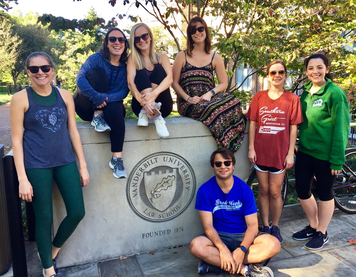 VandLRev's tweet photo. The inaugural walk of the #VLR walking club - #TheFootnotes - took place on this beautiful #October day in #Nashville! https://t.co/pGHqrxF0Zj