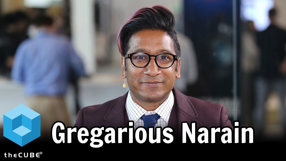 teamanycontext's tweet photo. Watch @gregarious &amp; @furrier discuss #bixby &amp; what really drives innovation: https://t.co/V8AnRGiyal @theCUBE &amp; @SiliconANGLE at #sdc2017 https://t.co/K5pffFpwKh