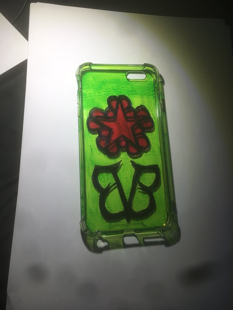 kaylax1218's tweet photo. @lexyblack666158 @BVBArmy @andyblack @AshleyPurdy @ccbvb @JakePittsBVB @JinxxBVB All done https://t.co/QxYbhyxrG3