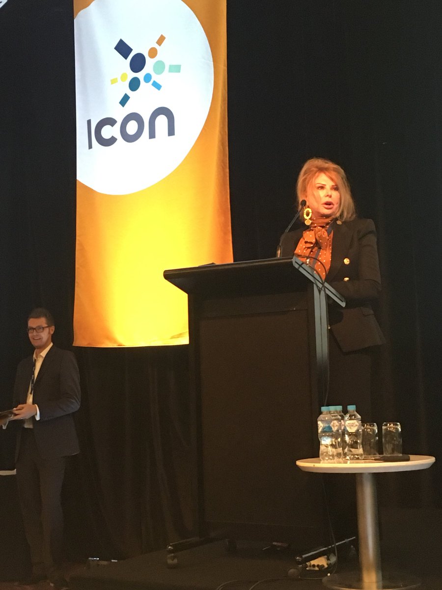 ICONAPAC's tweet photo. Congratulations to Carly Evans of @BakersAus for winning the ICON @McLoughlinBall Accelerate Award! #icon2017 #iconconnect https://t.co/uvVtz2KudP
