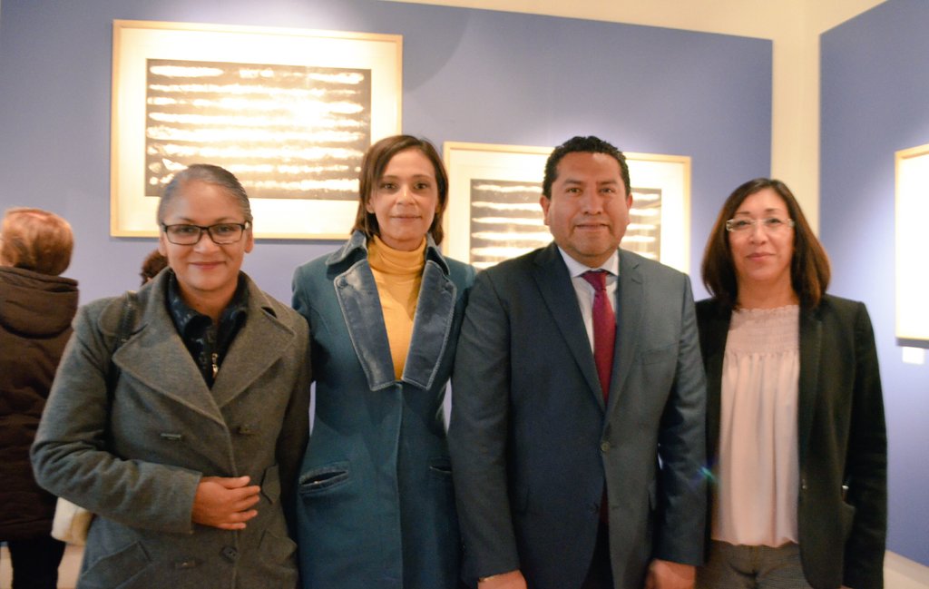 Olaff111's tweet photo. En compañía de Karina Juárez, Dir.ª del #CEARG y Celia Álvarez #CECYTEH inauguramos la exposición "Decantando el Tamiz" en #CCRealDelMonte. https://t.co/wxrjH1nlvV