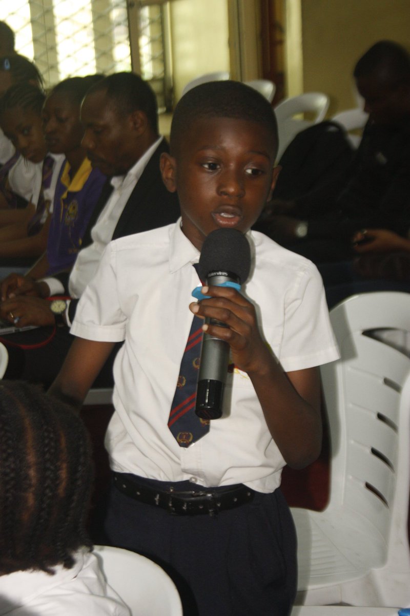 codestars's tweet image. Students were allowed to ask questions during the interactive session @AfricaCodeWeek @sap4good @SAPAfrica @CTScienceCenter