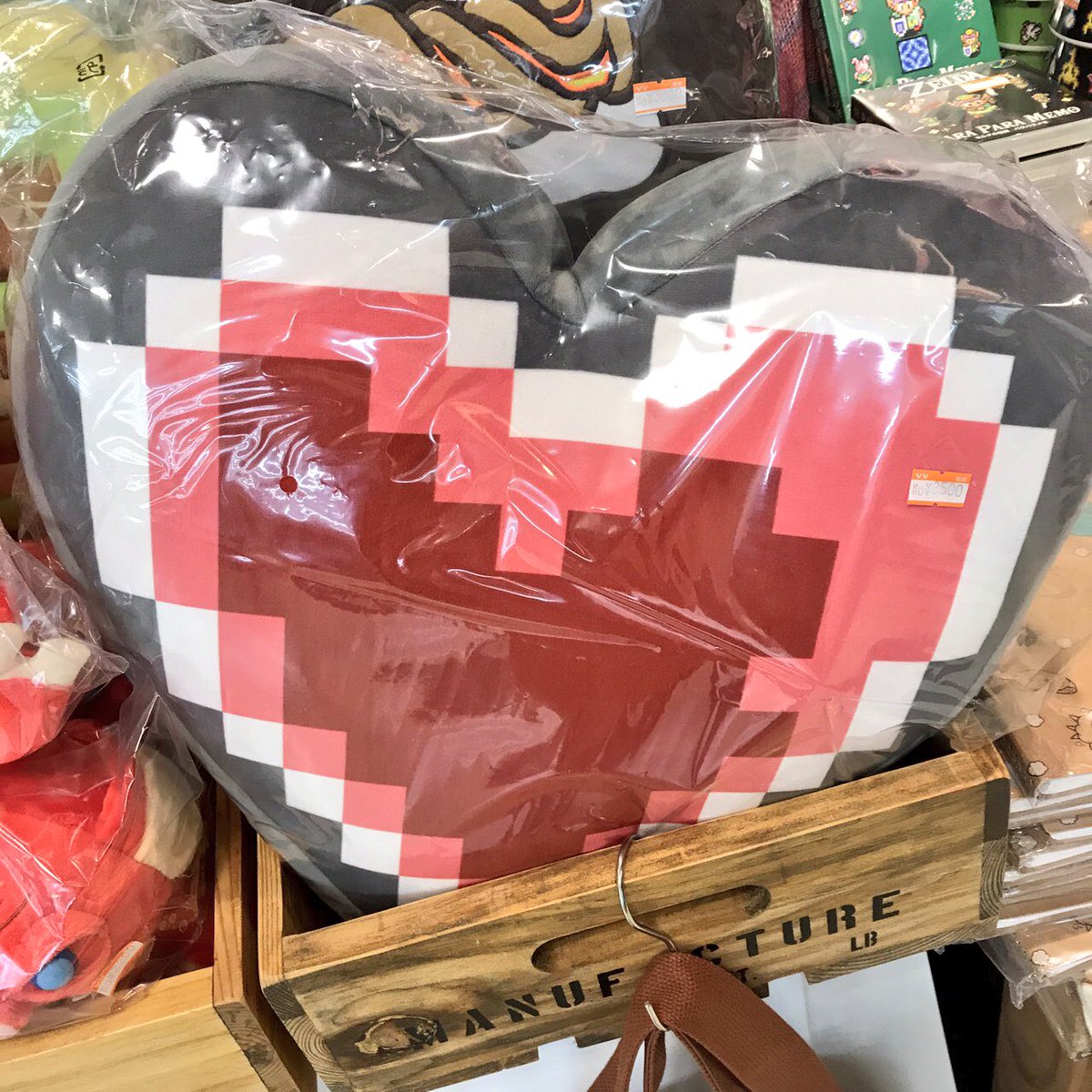 ヴィレッジヴァンガードヨドバシ博多 ゼルダの伝説フェア 本日発売 ハートの器クッション フックショットパスケース 特典のクリアファイルは残り少なくなっております 今なら再入荷分たっぷりございますので 手に入らなかったアイテムも ヴィレッジヴァンガードヨドバシ博多 ゼルダの伝説フェア 本日発売 ハートの器クッション フックショットパスケース 特典のクリアファイルは残り少なくなっております 今なら再入荷分たっぷりございますので 手に入らなかったアイテムも