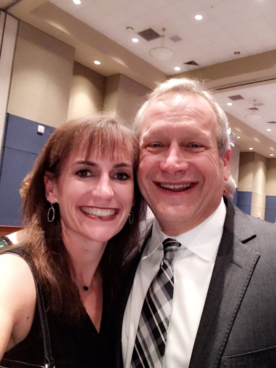 CyFairCFisher's tweet photo. Thank for the entertainment & laughs @CyFairDon & @coveyplus! What a dynamic duo for the live auction at the @theCFEF Spotlight Gala! https://t.co/BHG2LXRcW9