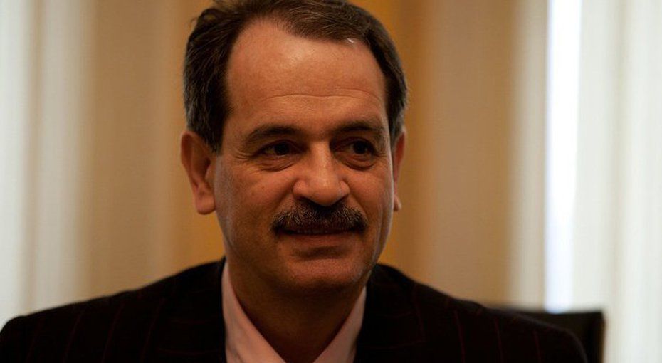 siminazarmehr's tweet photo. #Iran: Mohammad Ali Taheri has been transfered to supreme court of Qum city.
#FreeTaheri #HelpTaheri #Taheri_movement #HumanRights https://t.co/gJhArfPaOq