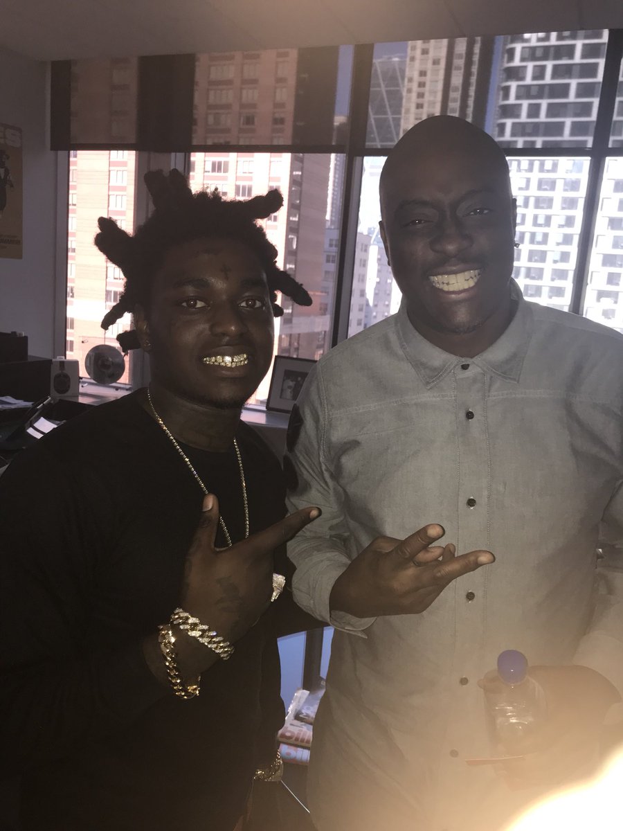 ronstew's tweet photo. Guess whoโs back @KodakBlack1k stopped by the office to show love #noflocking #TunnelVision #RollInPeace #ProjectBabyTwo https://t.co/vNgMORkeVK
