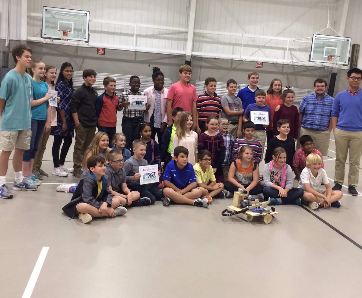 dckplunkett's tweet photo. Intermediates enjoyed meeting Hero and the robotics team yesterday! #donohodays  #beahero. @SouthernRobotic https://t.co/C7JZiJM9Pg