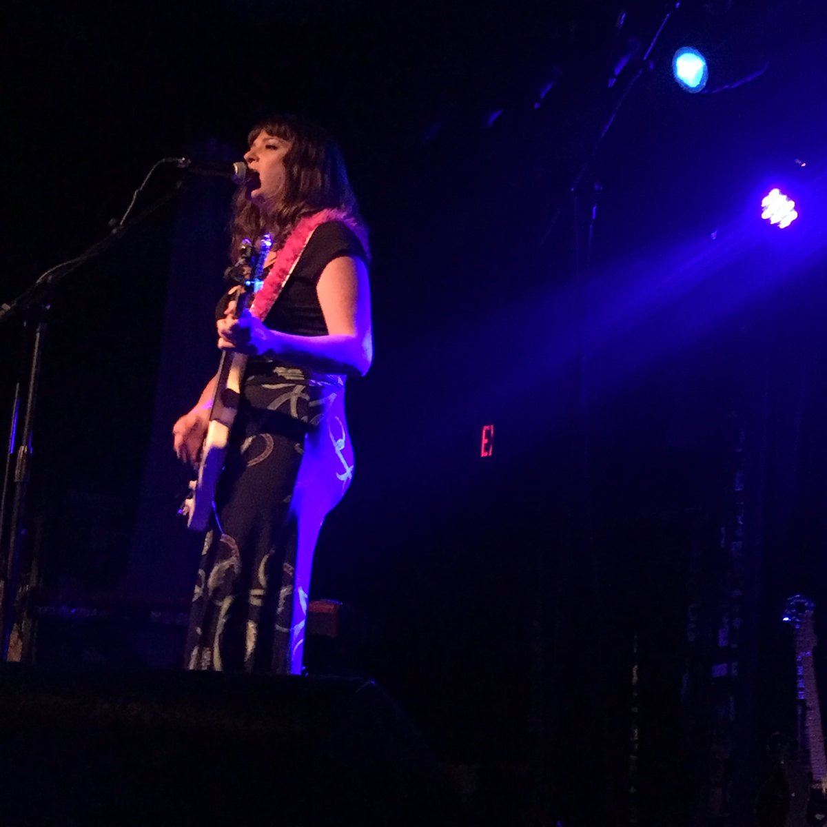 juliettrowe's tweet photo. Such a good night of music! RT @99x: Watching Atlanta's sweetheart, @ChelseaShag shred for @NotesforNotes at @SmithsOldeBar! #mustnotsuck #GuCuLocal https://t.co/jctDDMvEgK