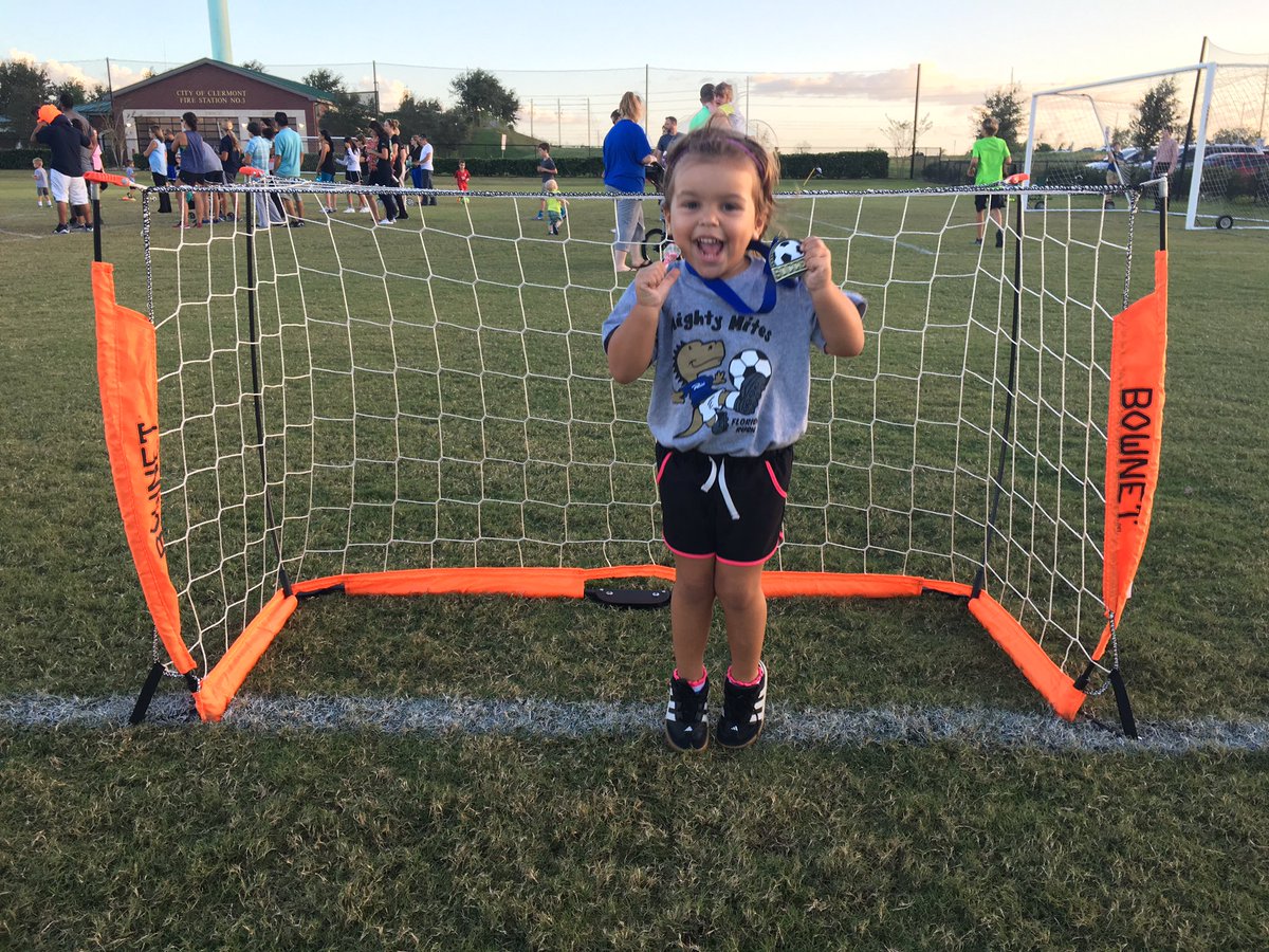 CoachKelso714's tweet photo. Our girl the practice MVP! @floridarush ⚽️🥇#mightymites https://t.co/x5YhYKezJy
