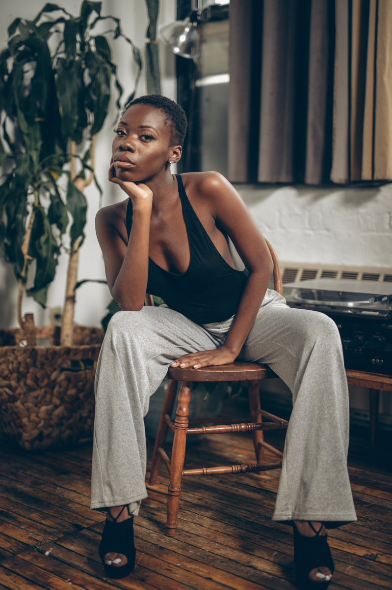 COFDG_Tee's tweet photo. Selflove comes first 🙏🏾💜
#nycmodel
#modelsearch
#modelfollow
#photographerfollow https://t.co/pjT4IxPghI