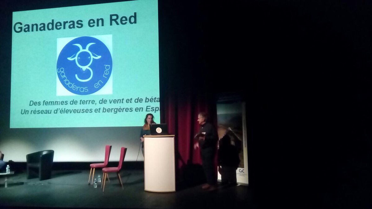 GanaderasenRed's tweet photo. Nuestra compañera Lola, hoy hablando de #ganaderasenred #ger en #riaam Francia https://t.co/w1cfsicvpD