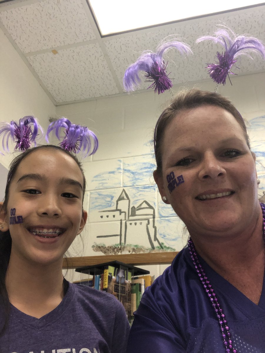 Kathy_Kup's tweet photo. The purple team showed their spirit today!! 💜#WeAreRoyal #Purpleteamrocks @Royalmurph_RRMS https://t.co/LzSqLLmXUD