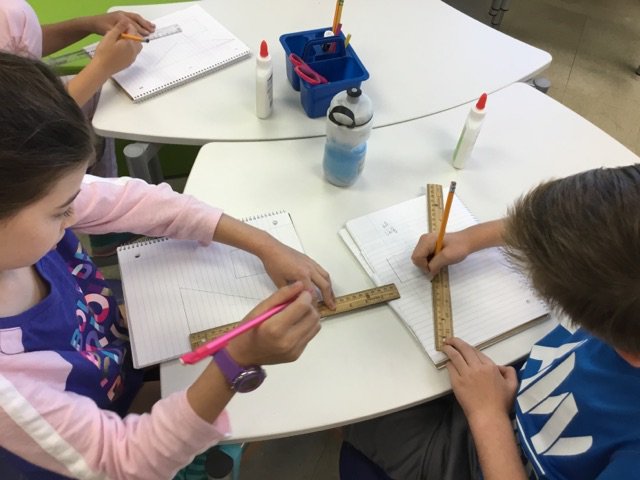 Julie_Draper103's tweet photo. 4th graders had some tough problems to solve today - and they were using great strategies to find solutions - pictures, charts, &amp; teamwork! https://t.co/v36xdoPCNq