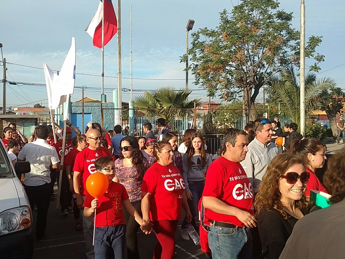 daem_cerrillos's tweet photo. En el Gimnasio Municipal, todos juntos en la #marchabarrioseguroCerrillos @municerrillos https://t.co/UTCsJbXl6c