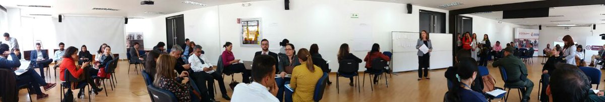 ConsejeriaDDHH's tweet photo. @MinInterior @PaulaGaviriaB @ivonnegonz @dirpoblaciones @mincultura @moisomedrano @Mineducacion @MincomercioCo @MinMinas @ViceColombia @APCColombia @SENAComunica @mindefensa @ProsperidadCol @DescontaminaCO @ONUHumanRights @MintrabajoCol @MinAmbienteCo @MinjusticiaCo @ICBFColombia @PosconflictoCO @DAFP_COLOMBIA @STransparencia @ArchivoGeneral @CentroMemoriaH @INPEC_Colombia @FuerzasMilCol @anibalfds 📷| Superar retos de articulación desde el #SistemaDDHH permitirá avanzar con mayor eficacia en la garantía de derechos de los ciudadanos 🇨🇴🕊 https://t.co/27Cybt65h5