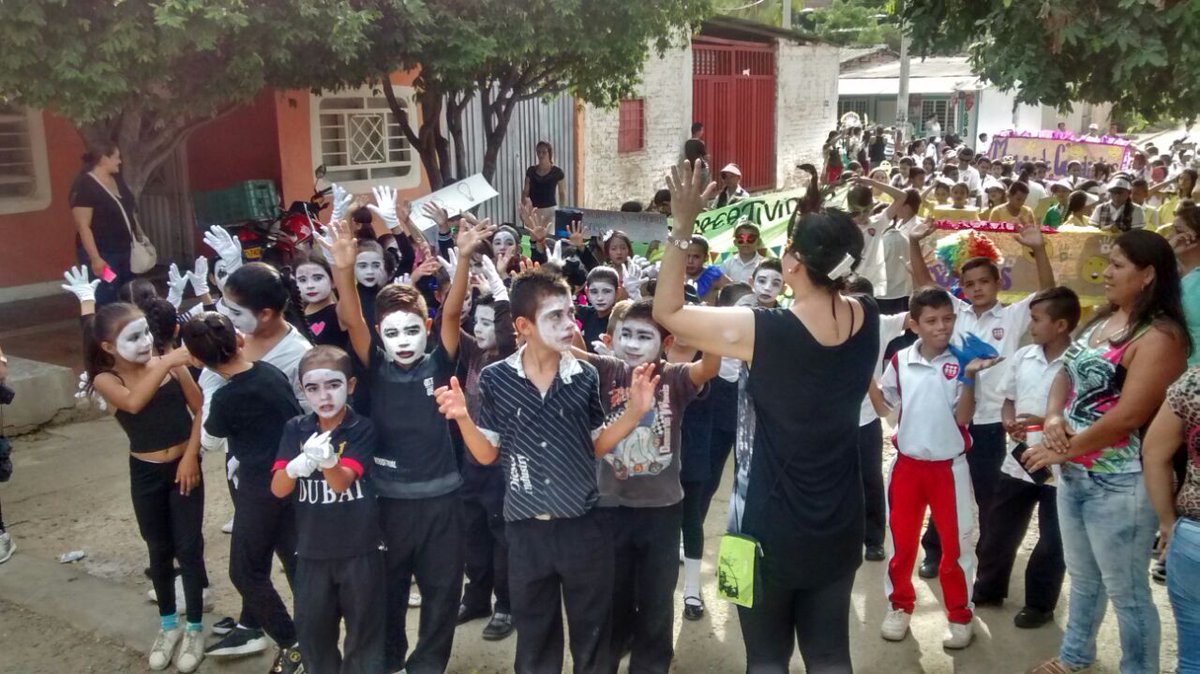 iemdps's tweet photo. Jornada CCPV - Jóvenes invitan a practicar la empatía día a día para fomentar mejores relaciones en casa, escuela y barrio #ActivaTuGen https://t.co/RLRYpipa8p