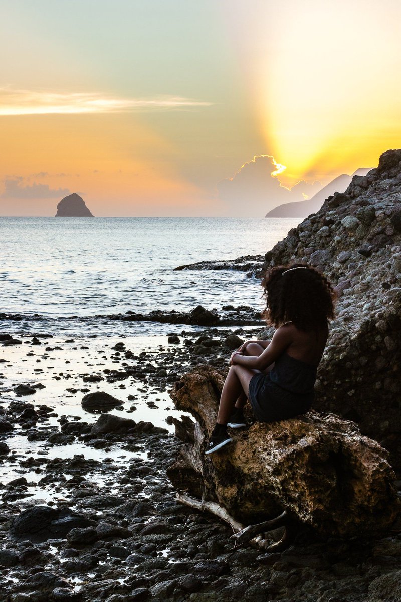 breathewus's tweet photo. Heading to #Martinique for vacation? Don't leave without reading @onegrloneworld's ultimate guide! https://t.co/c70xA9tJI5 || #LP #ttot https://t.co/EQkMdDLHec