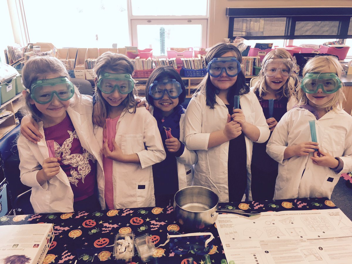EK_Prehn's tweet photo. Somewhere, something incredible is waiting to be known... #Gr3Science #StettlerElemen #csd71 https://t.co/uQxZZG116M