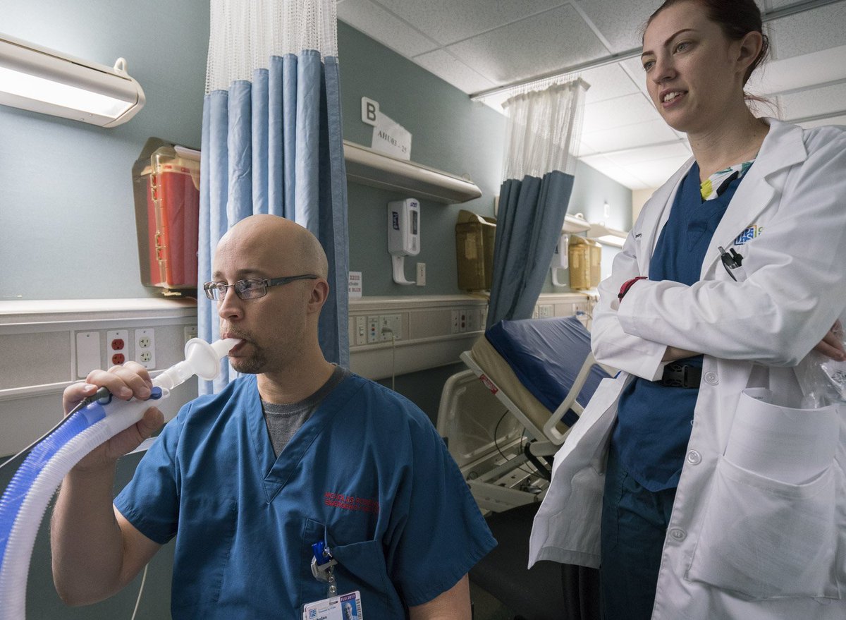 JPS_Health's tweet photo. Emergency Medicine residents got the patient's perspective of breathing with an 840 ventilator during a respiratory therapy clinic. #JPSEM https://t.co/w52c0wRVz8