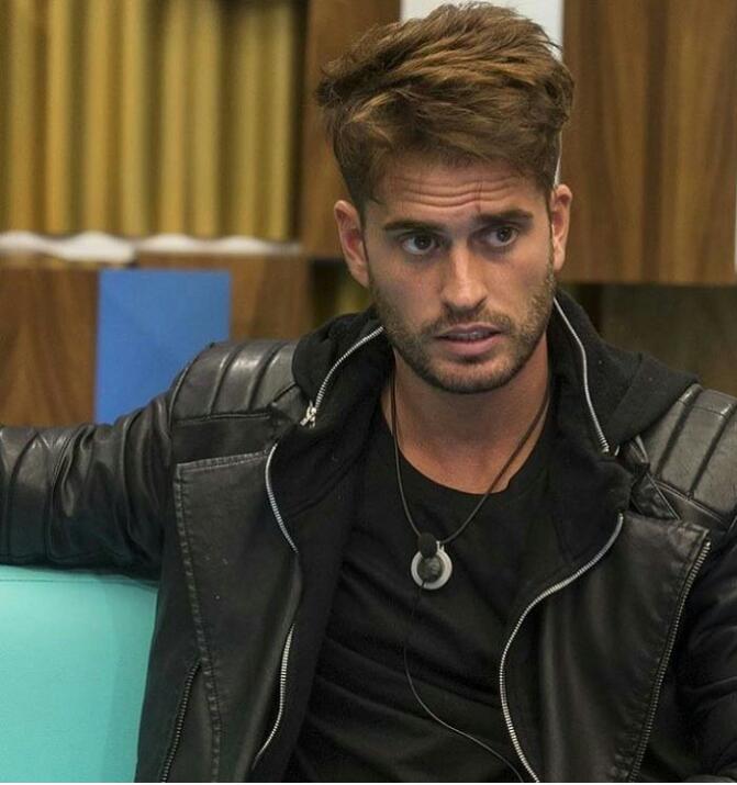 Veromadrid30's tweet photo. #RodeaAGHVip #RodeaEnGHVip tienen que estar hay ellos nos a hecho vivir gh como nunca 😍😍😍😍😍 https://t.co/TIdoRgglvi