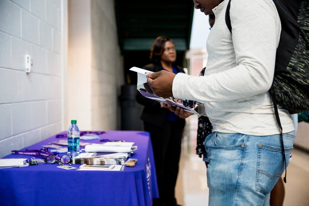 We would like to thank Medill Northwestern for visiting the FAMU SJGC  today! Thanks for coming, Mrs. Karla Davis! <a href="/MedillSchool/">Northwestern Medill</a> #GradSchool
