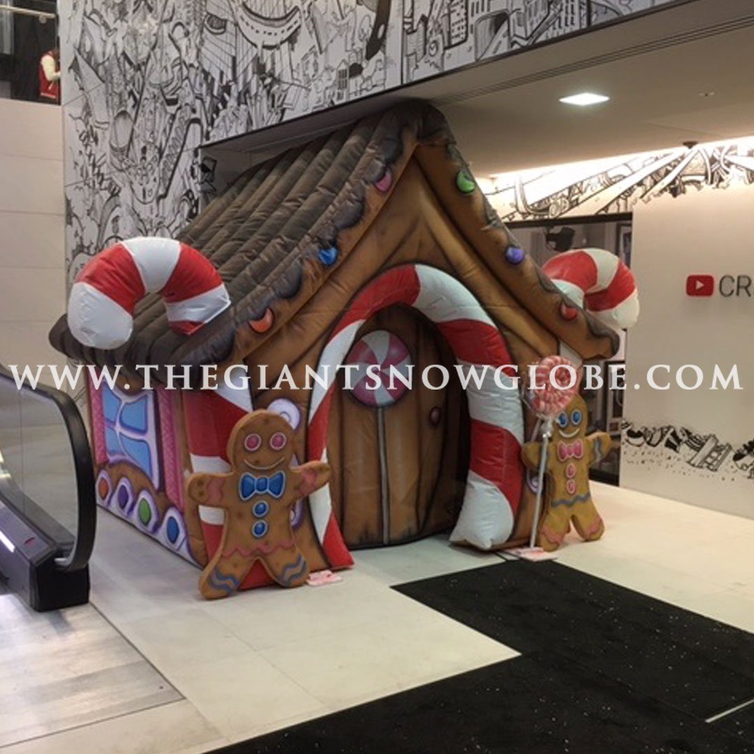 giantsnowglobe's tweet photo. Giant Inflatable Christmas themed buildings, can be used as static themed displays or as a Santa Grotto's #thegiantsnowglobe https://t.co/dTDrihij9d