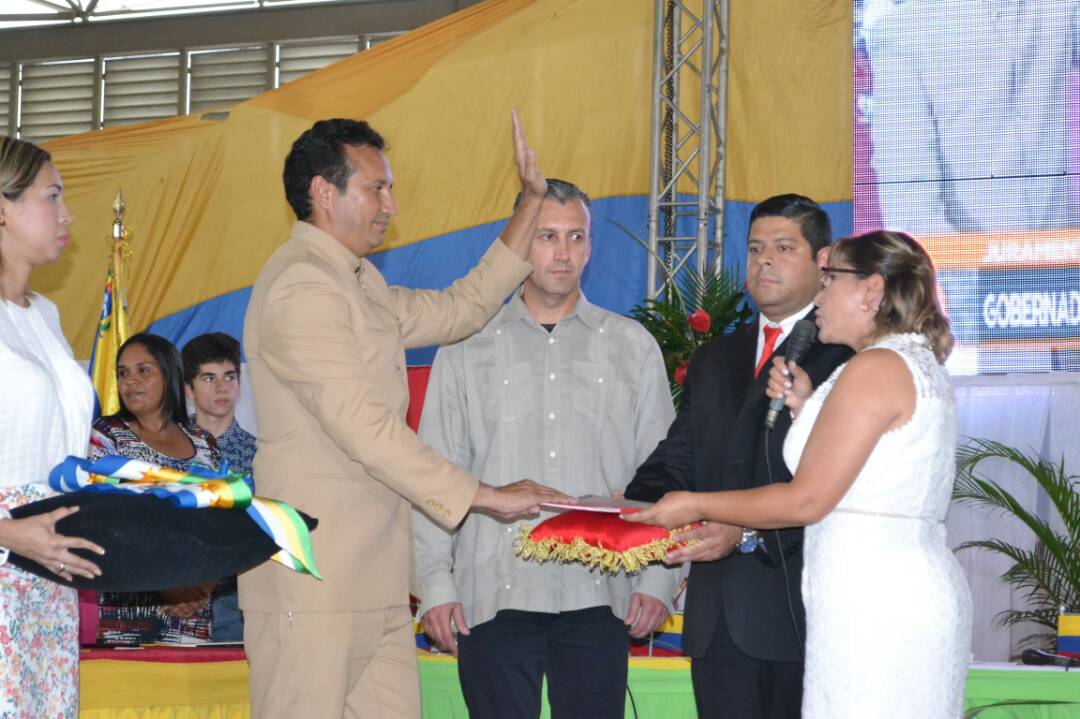 eduardopuerta_'s tweet photo. #AlMomento|| Acto de Juramentación del Gobernador @josemvasquez #EnCuerpoYAlmaPorGuarico https://t.co/ceucWImmSd