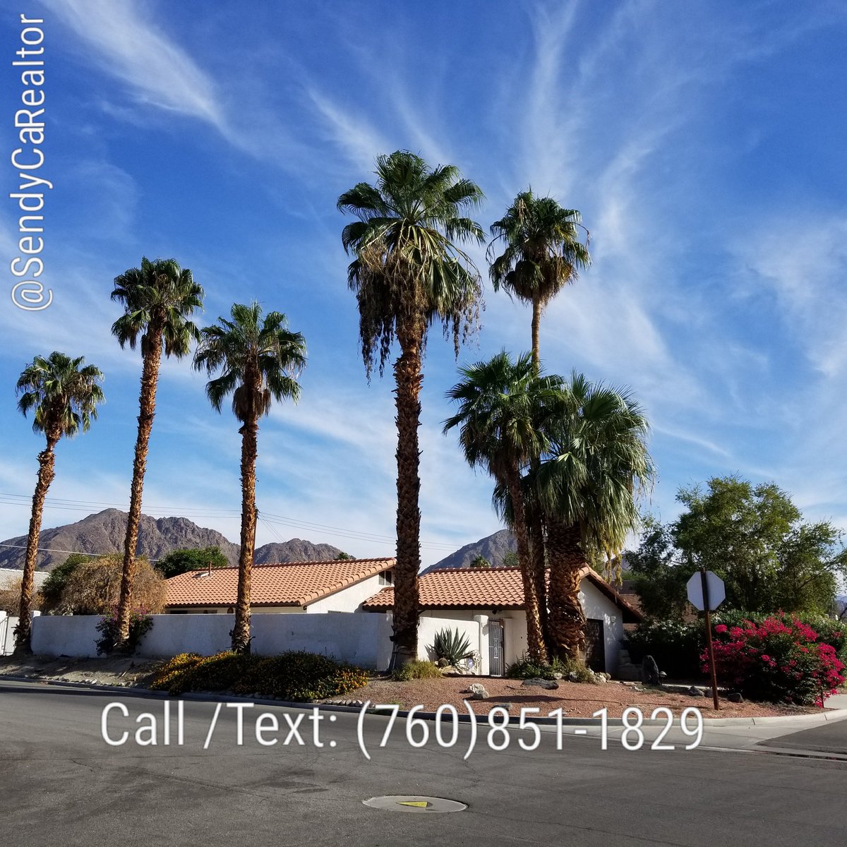 📣New Listing Coming Soon📣
2 Bedrooms ☆ 2 Baths ☆ Den/Office ☆ Pool &amp; Spa
#LaQuintaHomes  #CoachellaValley #Buyers #Compradores