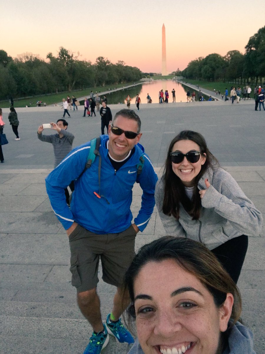 IAmMrsNall's tweet photo. Chaperone selfie! #amsbdc #AR5 https://t.co/1eO7W7F8pR