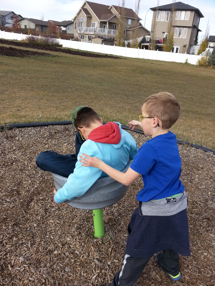 We love our #foursoutdoors time together.  It was a perfect fall day at the park with our grade 4 IRIC community!