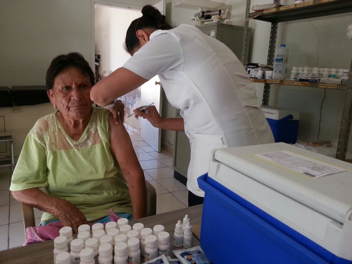 Chepestrada1's tweet photo. APLICACIÓN DE LA VACUNA CONTRA LA INFLUENZA ESTACIONAL EN CAMPO SANTA MARÍA Y EJIDO URSULO GALVÁN DEL MPIO. DE EMPALME. https://t.co/2UDf2caAYH