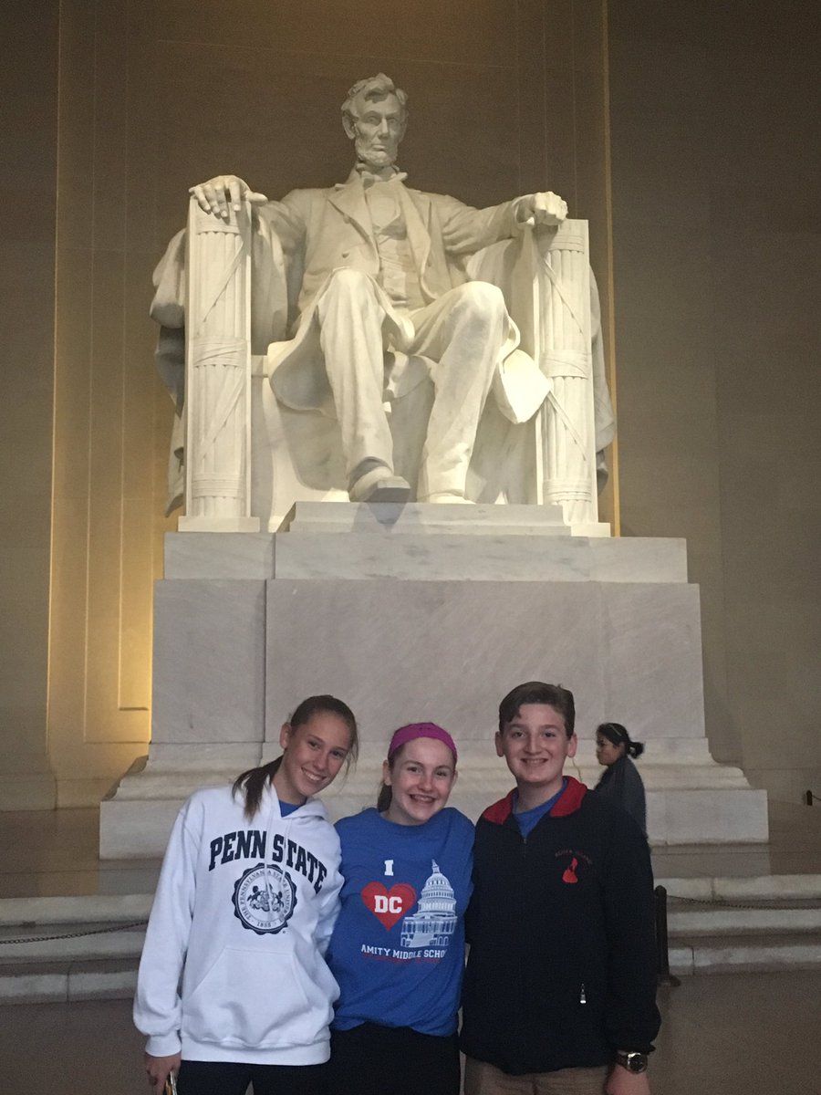 DowlingAMSB's tweet photo. Visiting our buddy Abe! #AMSBDC #AR5 https://t.co/aLgaxtBJYZ