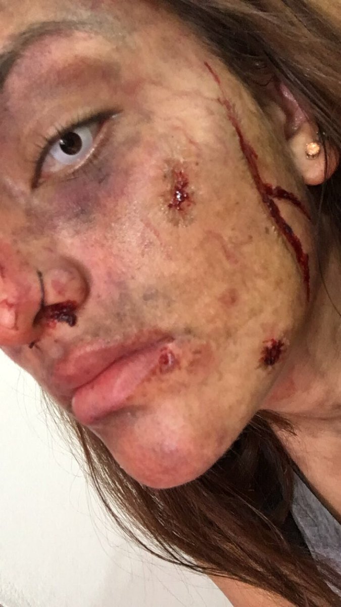 Lgfxmakeup's tweet photo. #LosZombiesNoSeRinden https://t.co/uY3pEiRooS