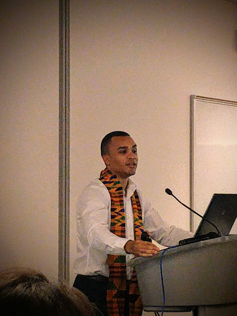 ProjectExCEL_QC's tweet image. #ProjectExCEL #mentor #KadeemChen presents his #legacyofinnovation project for @BirthrightAFRI @CUNYBMI #2ndAnnualKickoff