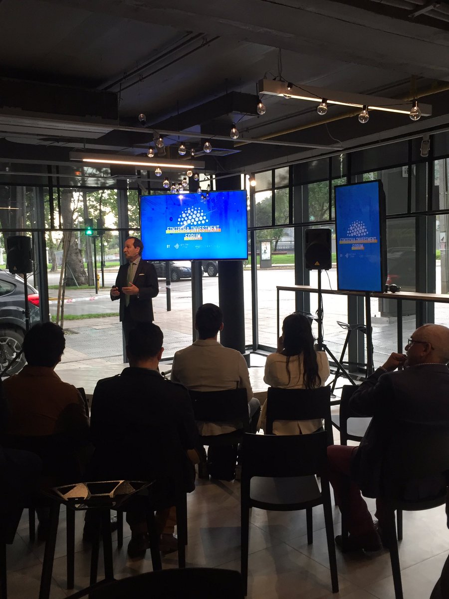 AndresSanhuezaA's tweet photo. Juan Andrés Camus, habla sobre la "Desmutualización de La Bolsa en Chile" Fintech &Investment Forum #Fintech #DigitalBank #Ceptinel https://t.co/Dd5H4Mjaoc