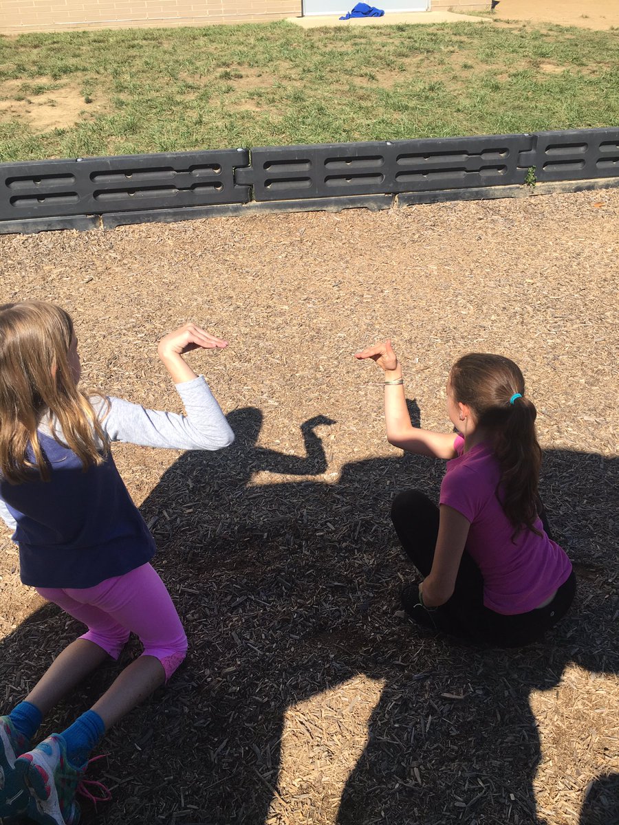 CurtisB209's tweet photo. Shadow puppet fun at recess today! #Playisreallearning@CookeCardinal @RedClaySchools https://t.co/HA7a4CdXBc