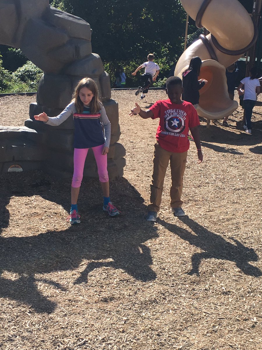 CurtisB209's tweet photo. Shadow puppet fun at recess today! #Playisreallearning@CookeCardinal @RedClaySchools https://t.co/HA7a4CdXBc