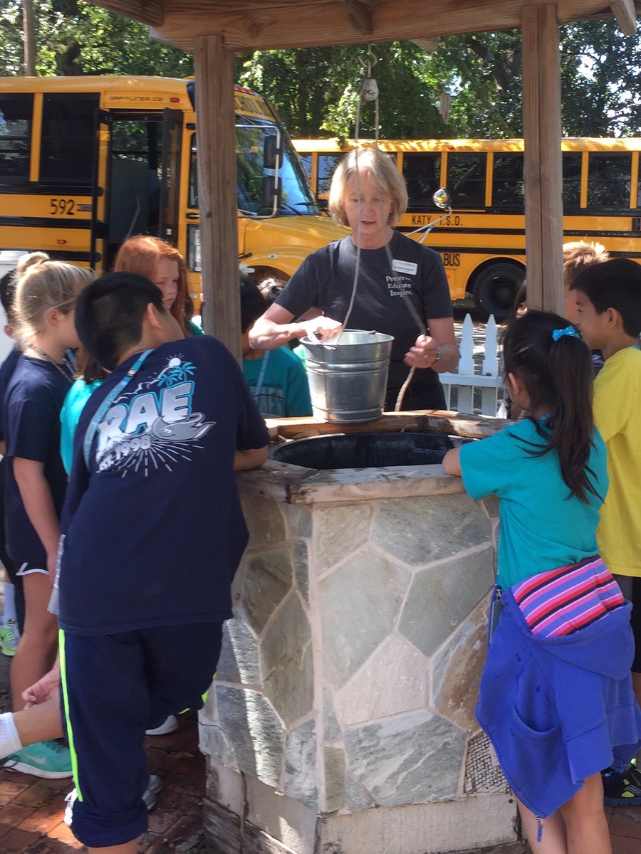 dmvanacore's tweet photo. Learning how children did chores in the 1800s at The Fort Bend Museum. Such a great field trip!  #FortBendMuseum #rae4throcks @RAEinKaty https://t.co/RpT9QC9QOu