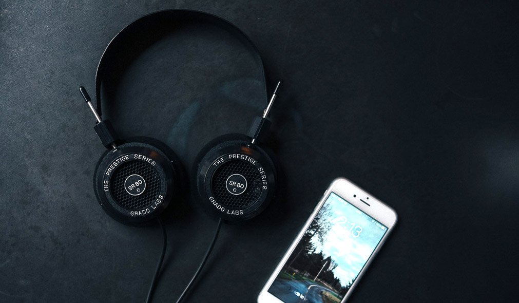 TheSoundGallery's tweet photo. This weekend someone wiil #win a sweet pair of Grado #headphones!
Simply Retweet and Follow to play! https://t.co/tDC0DSmJMG