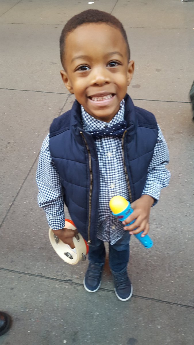 JemiaKSingleton's tweet photo. .@tashacobbs your BIGGEST LITTLE fan Devin is in the house at BB Kings to see you tonight - mic and tambourine ready for worship!!! https://t.co/9SQMjf16v4