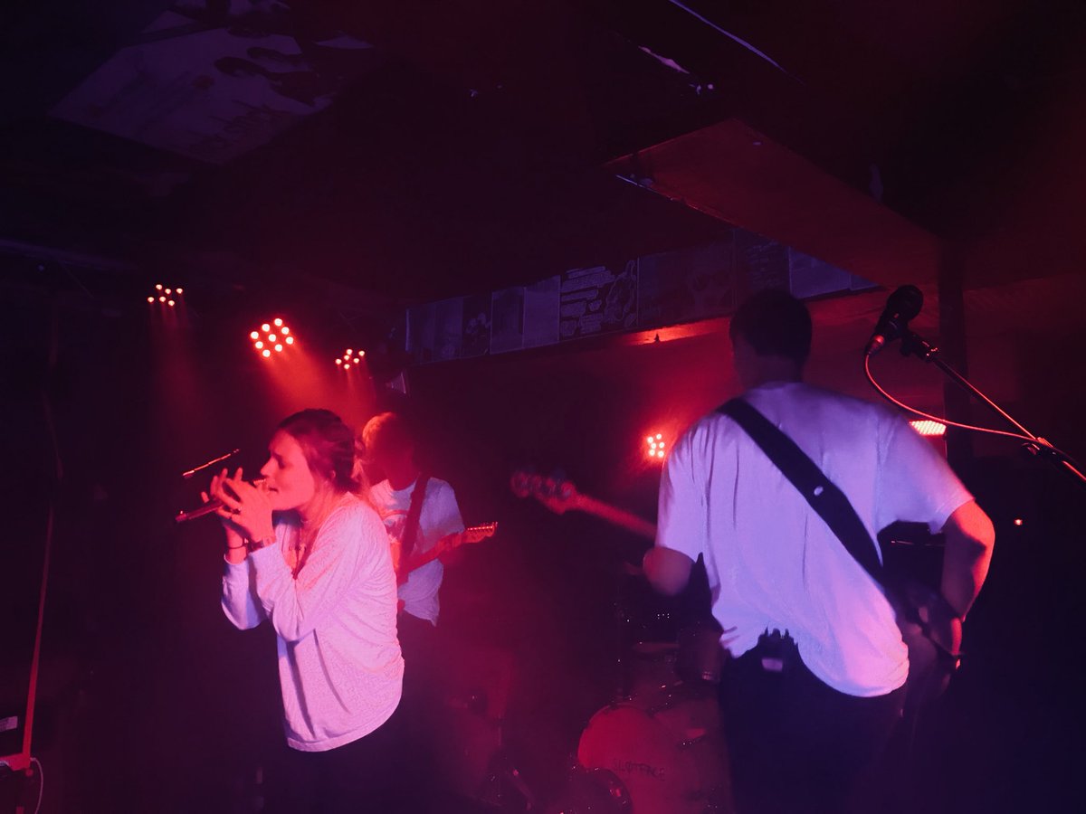Paolomc84's tweet photo. @slotfaceband what a live band! Top energy, live presence &amp; lovely people too. Go see live &amp; buy merch 🔥 #slotface #livemusic https://t.co/6T8Md7BGLG