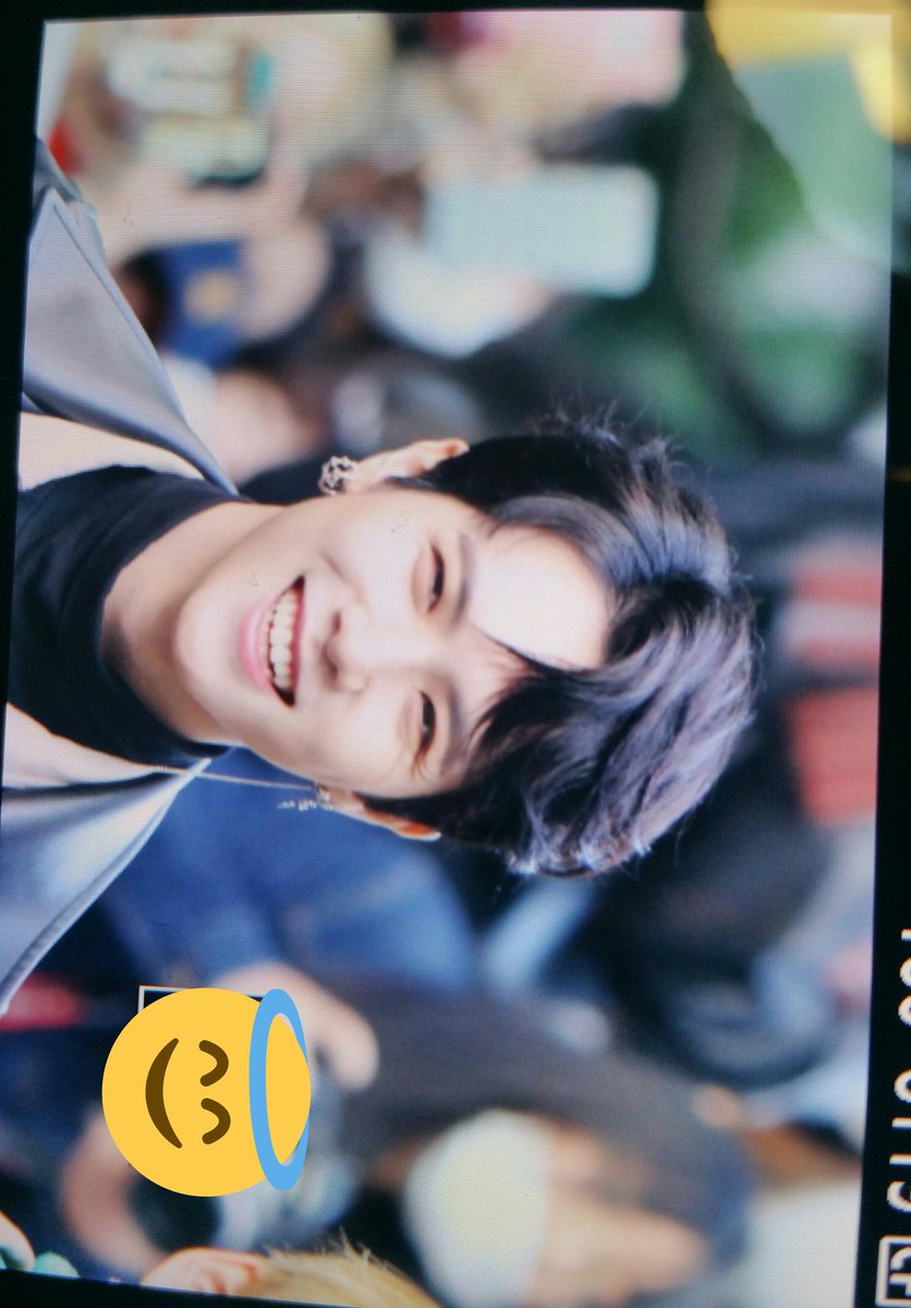 pupupupu101's tweet photo. 171020 뮤뱅 출근 #김동한 https://t.co/zNkM7F1pYh