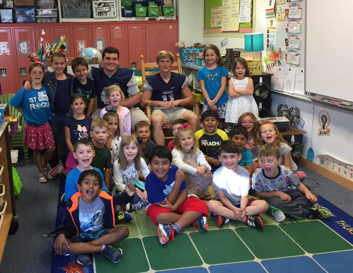 bbasil01's tweet photo. We had a great time during our visit to @Wellington_Elem today! Awesome group of #FutureJags who had a ton of energy! https://t.co/urU9EpPr4F